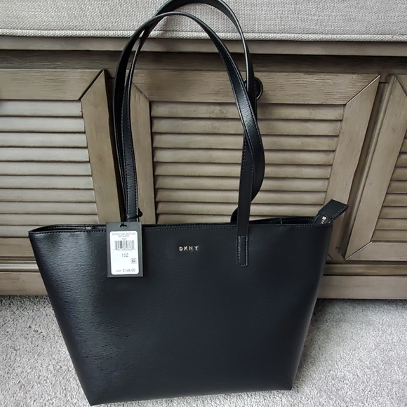 Dkny Handbags - NWT DKNY BAG
